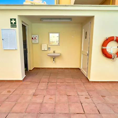 Great On The Beachfront In The Center Of Apartmán *