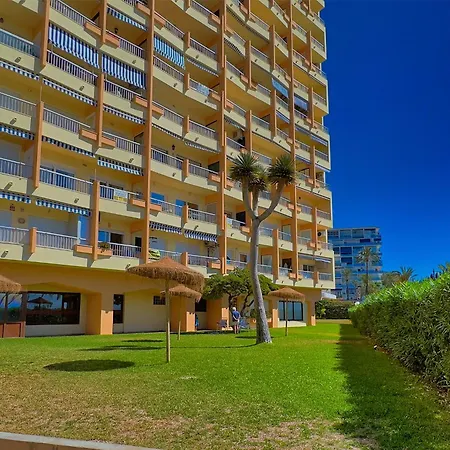 Great On The Beachfront In The Center Of Apartmán